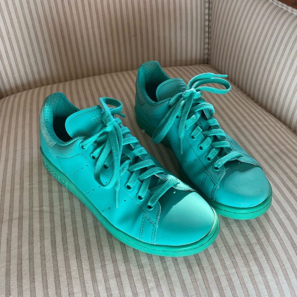 Turquoise Stan Smith Sneakers